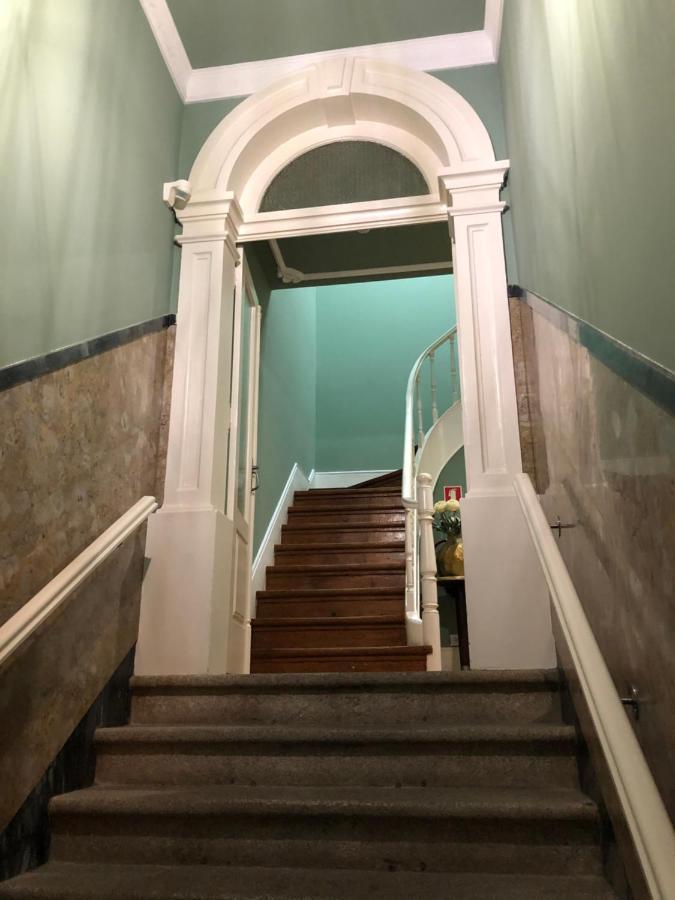 マトジニョシュ Godinho'S House Bed & Breakfast エクステリア 写真