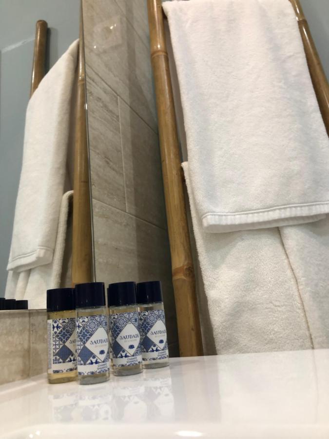 マトジニョシュ Godinho'S House Bed & Breakfast エクステリア 写真